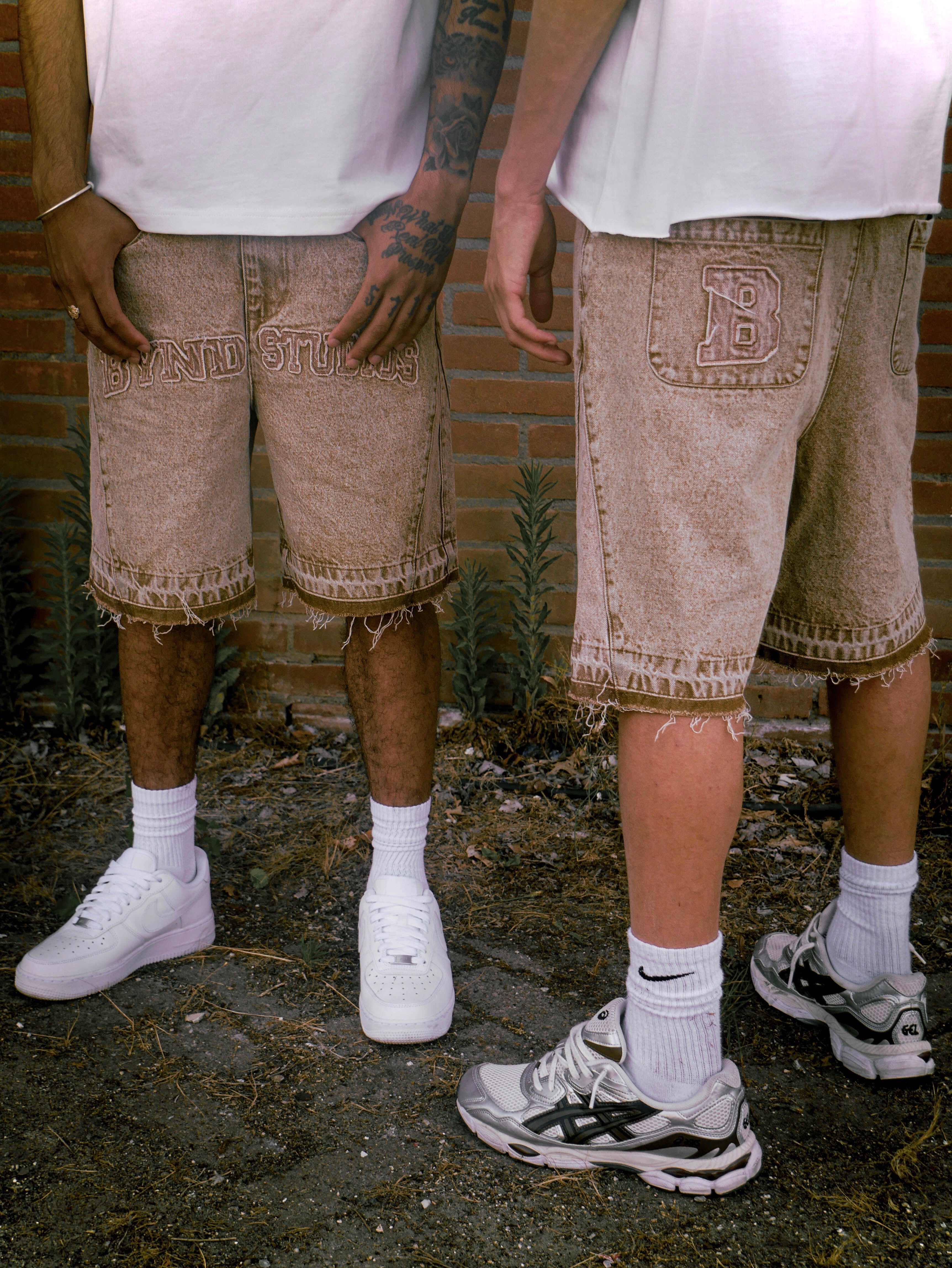 Washed brown shorts